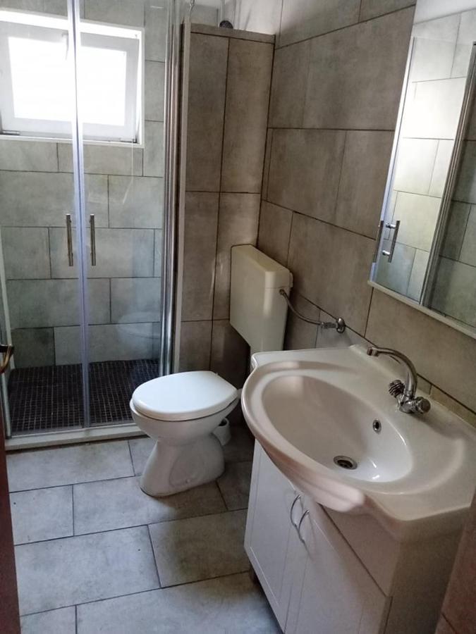 Apartmani Lovre Posedarje Exterior foto