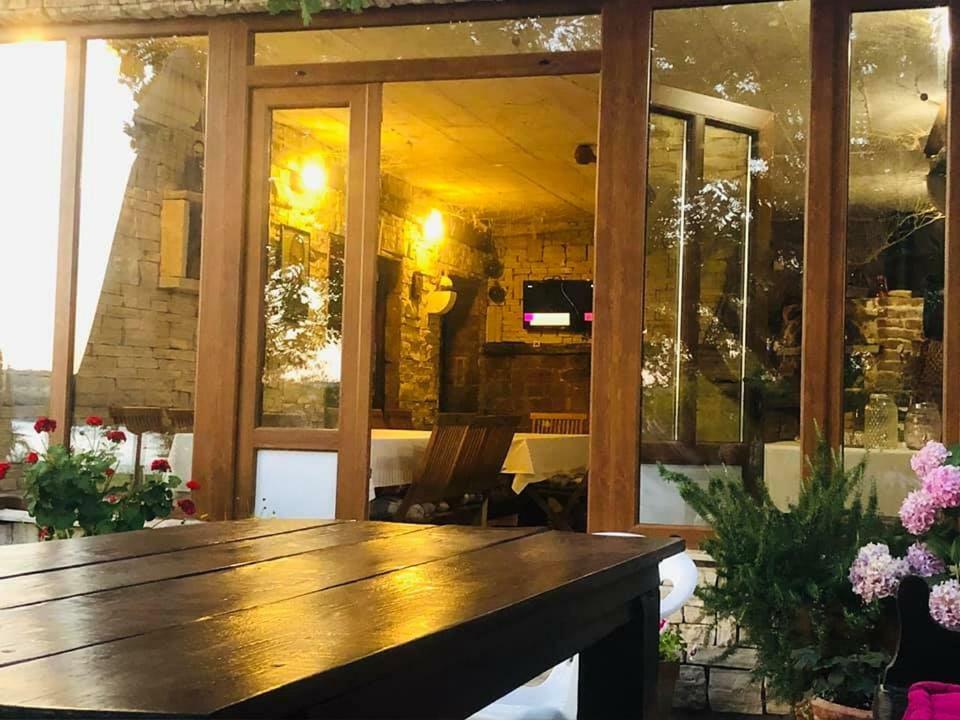 Apartmani Lovre Posedarje Exterior foto